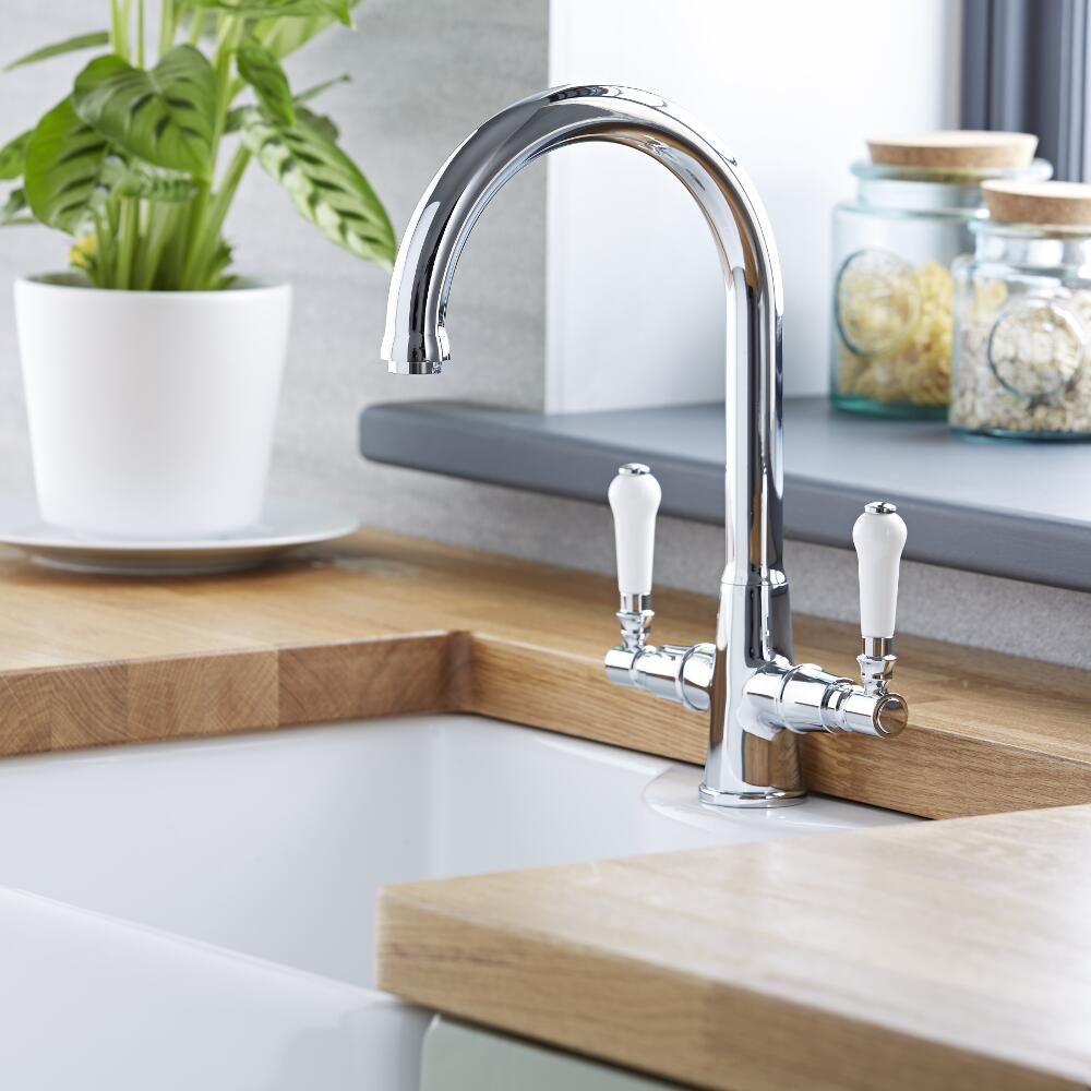 KITCHEN TAPS